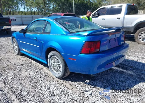 2000 Ford Mustang from USA, damaged, VIN 1FAFP4042YF127024